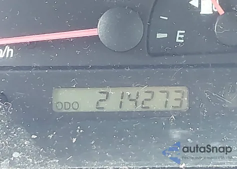 2003 Toyota Camry Le z USA, uszkodzony, nr VIN 4T1BE32K03U721258